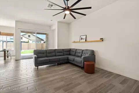 2715 S Labelle --, Mesa, AZ 85209 photo 5