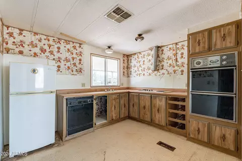 2682 W Canyon St, Apache Junction, AZ 85120 photo 4