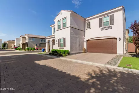 9745 E Kinetic Dr, Mesa, AZ 85212 photo 3