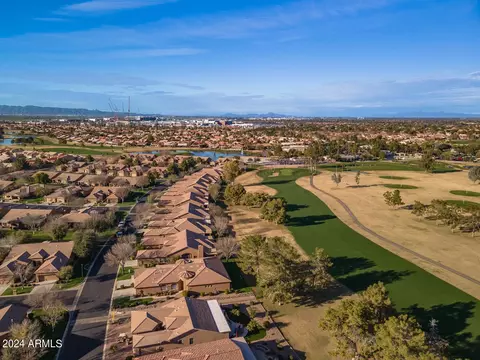View/Area - 8920 Emerald Dr, Sun Lakes, AZ 85248 photo 10 of 12