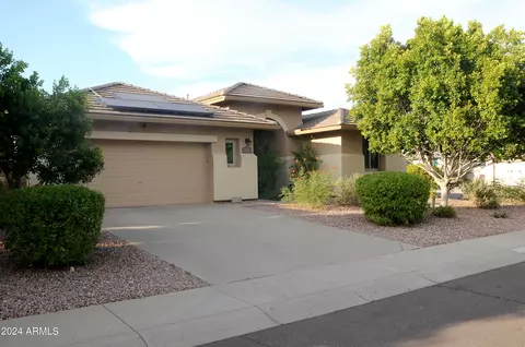 6740 W Avenida Del Rey Ave, Peoria, AZ 85383