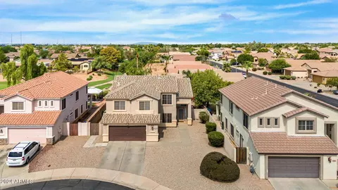 2960 S Esmeralda Cir, Mesa, AZ 85212