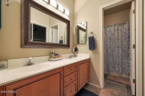 Bath - 7514 E Oasis Cir, Mesa, AZ 85207 photo 6 of 6