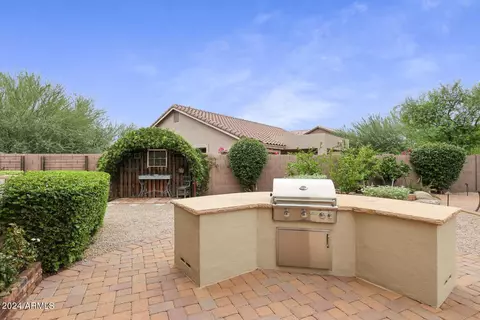 Exterior - 7514 E Oasis Cir, Mesa, AZ 85207 photo 6 of 17