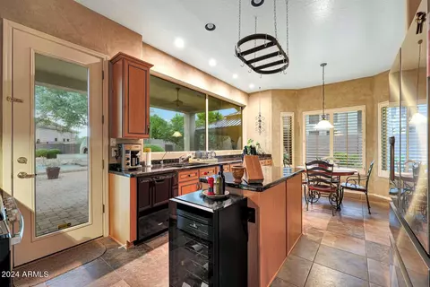 Kitchen - 7514 E Oasis Cir, Mesa, AZ 85207 photo 4 of 5