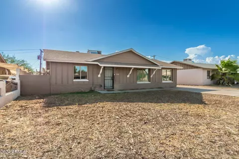 3146 N 64th Dr, Phoenix, AZ 85033 photo 2
