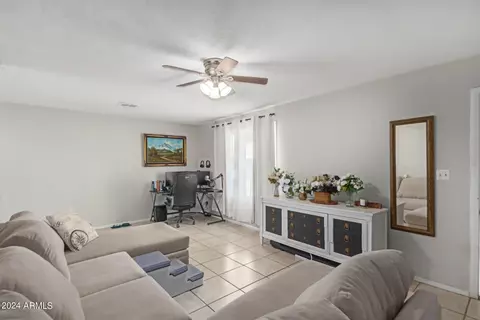 3146 N 64th Dr, Phoenix, AZ 85033 photo 7