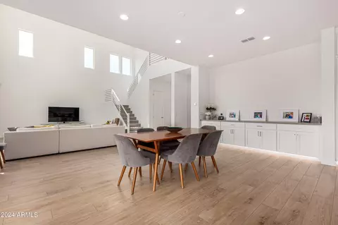 Dining - 6031 E Waller Ln, Phoenix, AZ 85054 photo 3 of 3