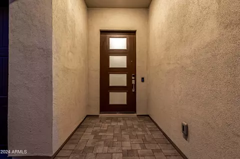 Entry Way - 6031 E Waller Ln, Phoenix, AZ 85054 photo 1 of 4
