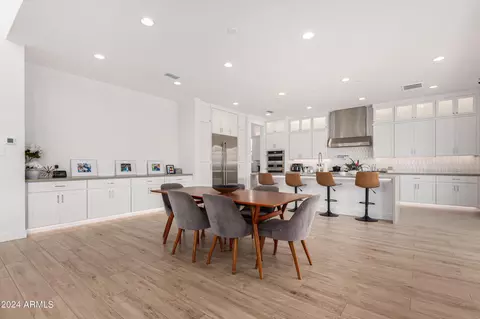 Dining - 6031 E Waller Ln, Phoenix, AZ 85054 photo 2 of 3