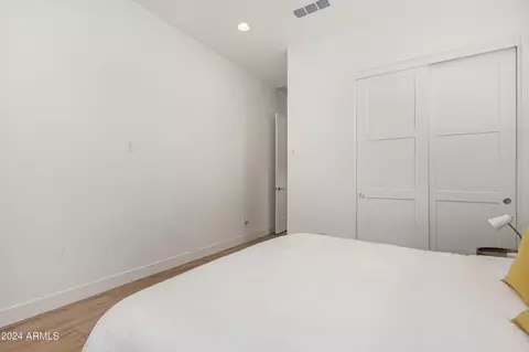Bedroom - 6031 E Waller Ln, Phoenix, AZ 85054 photo 9 of 9