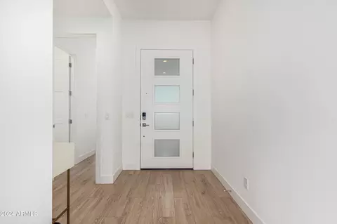 Entry Way - 6031 E Waller Ln, Phoenix, AZ 85054 photo 2 of 4