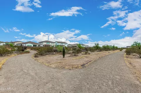 View/Area - 6031 E Waller Ln, Phoenix, AZ 85054 photo 3 of 13