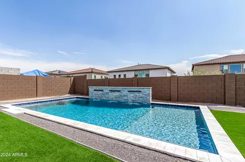 Exterior - 6031 E Waller Ln, Phoenix, AZ 85054 photo 13 of 16