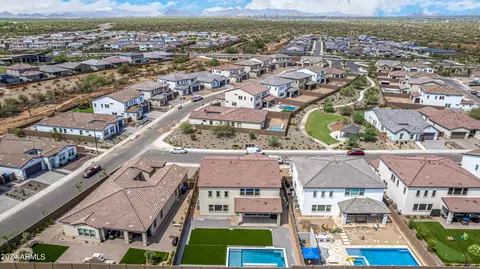 View/Area - 6031 E Waller Ln, Phoenix, AZ 85054 photo 11 of 13