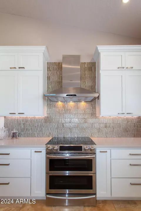 1217 E Desert Flower Ln, Phoenix, AZ 85048 photo 7