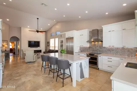 1217 E Desert Flower Ln, Phoenix, AZ 85048 photo 3