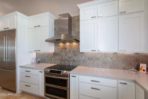 1217 E Desert Flower Ln, Phoenix, AZ 85048 photo 9