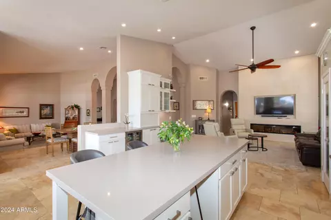 1217 E Desert Flower Ln, Phoenix, AZ 85048 photo 10