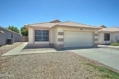 8143 W Yucca St, Peoria, AZ 85345
