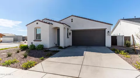3760 W Dark Sky Rd, Queen Creek, AZ 85142