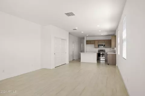 1833 S 240th Ave, Buckeye, AZ 85326 photo 14