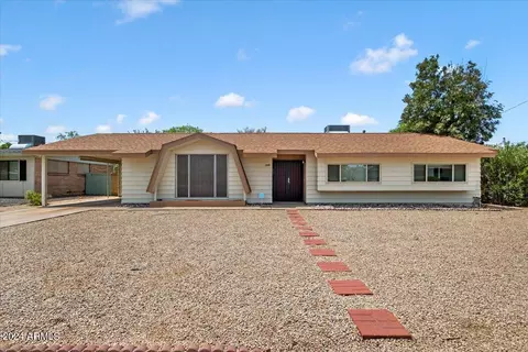 2945 W Port Au Prince Ln, Phoenix, AZ 85053