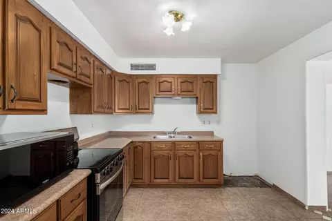 8015 E Irwin Ave, Mesa, AZ 85209 photo 14