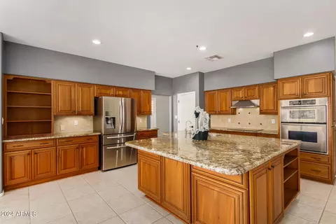 746 E Hiddenview Dr, Phoenix, AZ 85048 photo 12