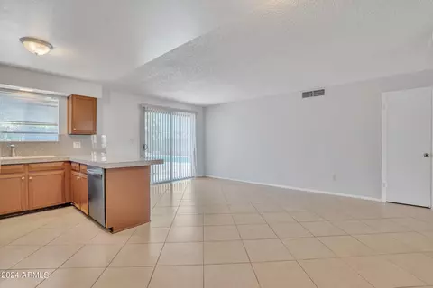224 E Auburn Dr, Tempe, AZ 85283 photo 20
