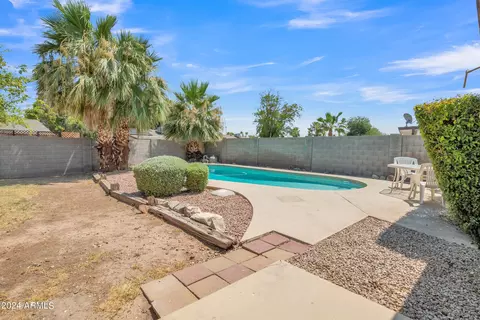 224 E Auburn Dr, Tempe, AZ 85283 photo 8