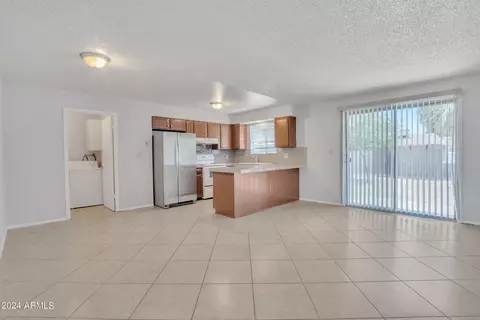 224 E Auburn Dr, Tempe, AZ 85283 photo 6