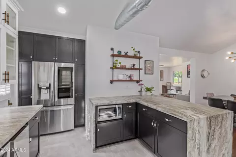 20 E Orange Dr, Phoenix, AZ 85012 photo 21