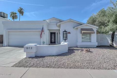 613 W Grandview Rd, Phoenix, AZ 85023
