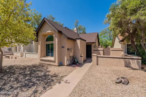 16492 N 67th Dr, Peoria, AZ 85382