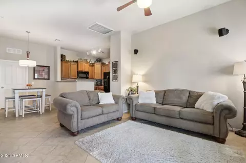 2725 E Mine Creek Rd #2242, Phoenix, AZ 85024 photo 3