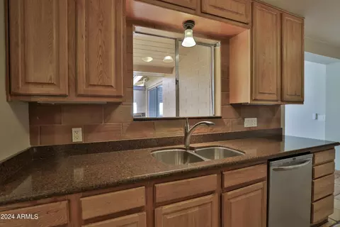 1625 E Orangewood Ave, Phoenix, AZ 85020 photo 29
