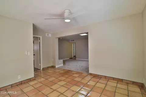 1625 E Orangewood Ave, Phoenix, AZ 85020 photo 11
