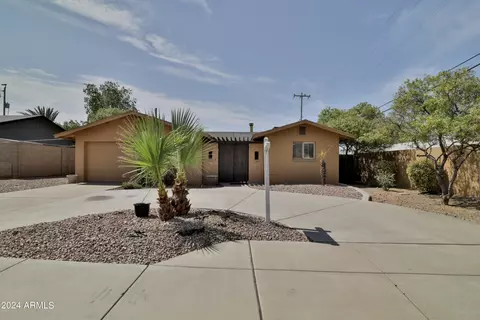 1625 E Orangewood Ave, Phoenix, AZ 85020