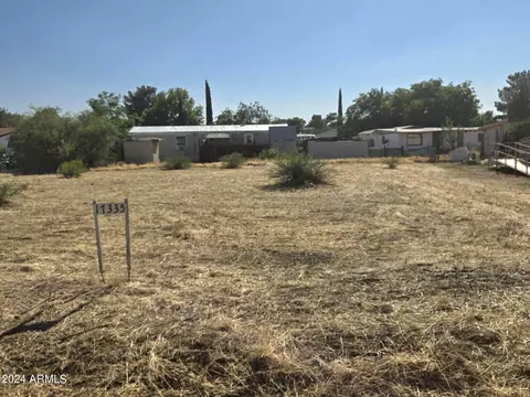 17335 E Meadow Ln #570, Mayer, AZ 86333
