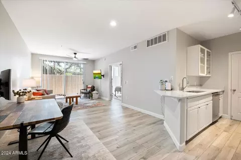 1701 E Colter St #133, Phoenix, AZ 85016 photo 6
