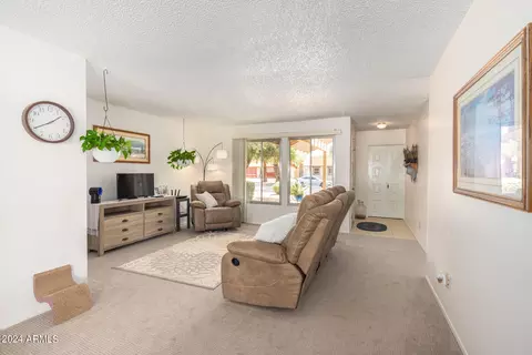 616 E Carmen St, Tempe, AZ 85283 photo 7