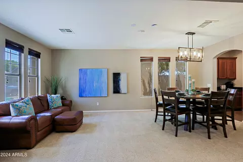 2444 E Hampton Ln, Gilbert, AZ 85295 photo 4