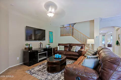 2444 E Hampton Ln, Gilbert, AZ 85295 photo 6