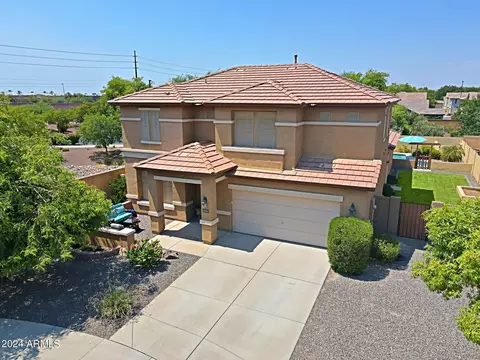 2444 E Hampton Ln, Gilbert, AZ 85295