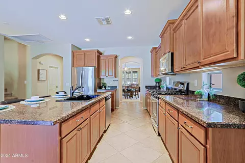 2444 E Hampton Ln, Gilbert, AZ 85295 photo 23