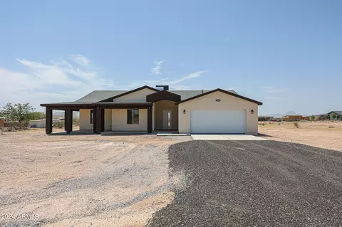 33201 W Siesta Way, Tonopah, AZ 85354