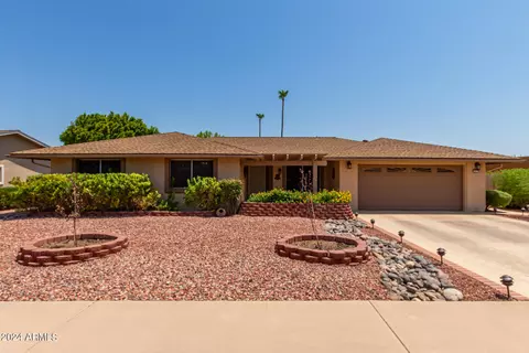 9117 W Harbor Hills Dr, Sun City, AZ 85351