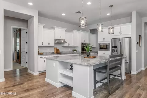 Kitchen - 10454 E Vivid Ave, Mesa, AZ 85212 photo 1 of 3