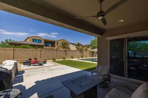 Exterior - 10454 E Vivid Ave, Mesa, AZ 85212 photo 18 of 26